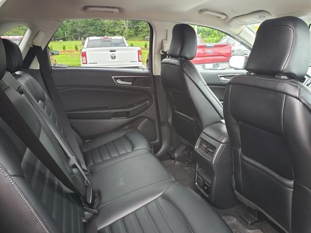 Used 2020 Ford Edge SEL w/ Convenience Package AWD/4WD image 19