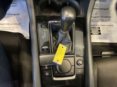 Used 2020 MAZDA MAZDA3 Sedan w/ Select Package FWD image 21