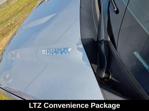 Used 2023 Chevrolet Silverado 1500 LTZ w/ Z71 Off-Road Package AWD/4WD image 21