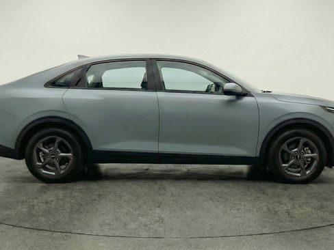 Used 2025 Kia K4 LXS image 11