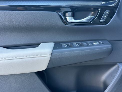 Used 2026 Honda CR-V EX-L image 12