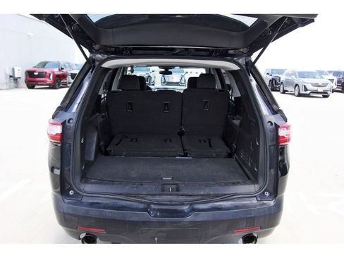 Used 2019 Chevrolet Traverse LS FWD image 29