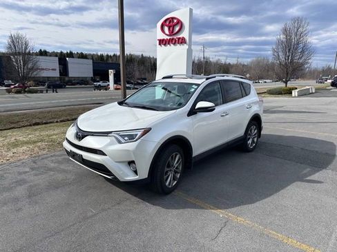 Used 2016 Toyota RAV4 Limited image 7