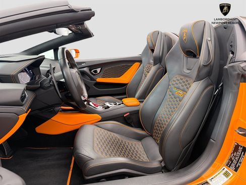 Used 2023 Lamborghini Huracan EVO AWD/4WD image 9
