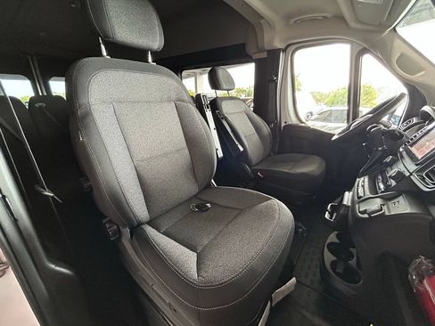 Used 2023 RAM ProMaster 3500 FWD image 25