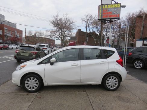 Used 2015 Nissan Versa Note SV image 6