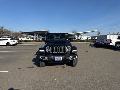 Used 2024 Jeep Wrangler Sahara image 2