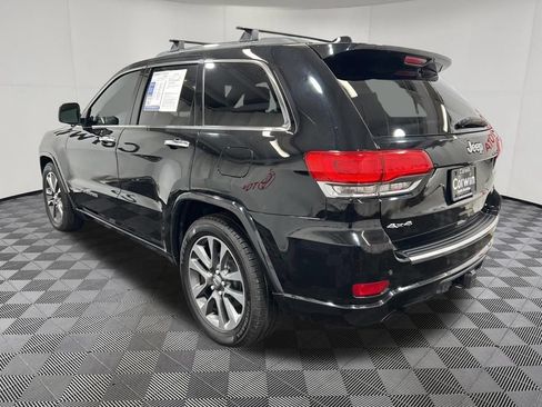 Used 2018 Jeep Grand Cherokee Overland AWD/4WD image 5