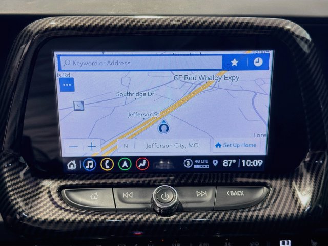 Used 2021 Chevrolet Camaro SS RWD image 12