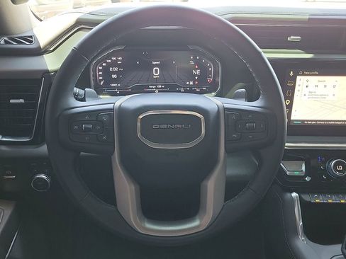 Used 2025 GMC Sierra 1500 Denali AWD/4WD image 24