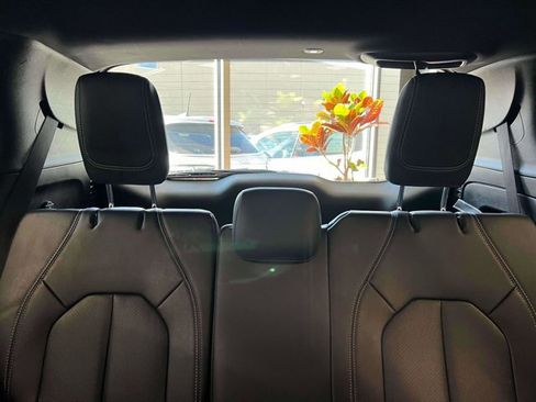Certified 2021 Chrysler Pacifica Touring-L w/ S Appearance Package FWD image 11
