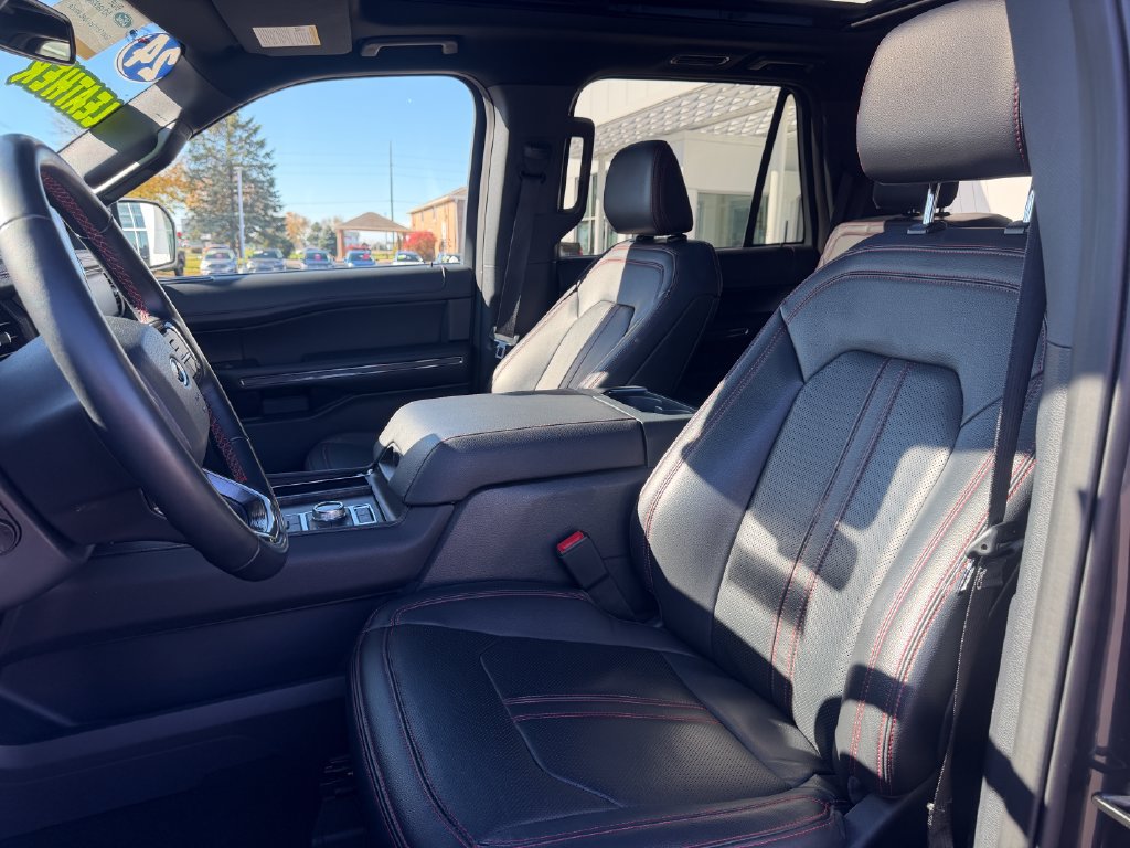Certified 2024 Ford Expedition Limited AWD/4WD image 12
