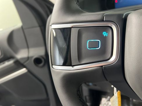 New 2026 Ford Expedition Active image 19