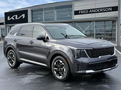 New 2025 Kia Sorento S w/ Panoramic Sunroof Package