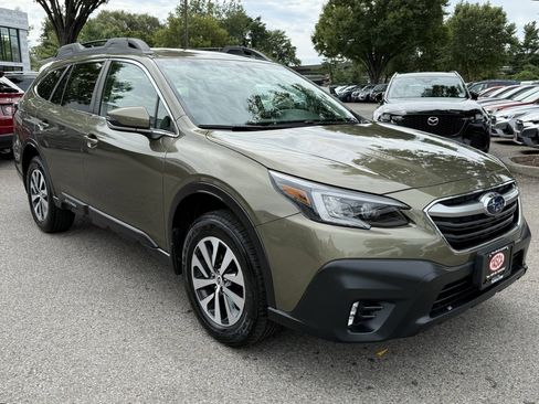 Certified 2022 Subaru Outback Premium image 4