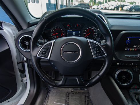 Used 2022 Chevrolet Camaro LT RWD image 21