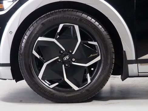 Used 2024 Hyundai Ioniq 5 Limited image 57