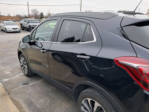 Used 2021 Buick Encore Preferred image 8