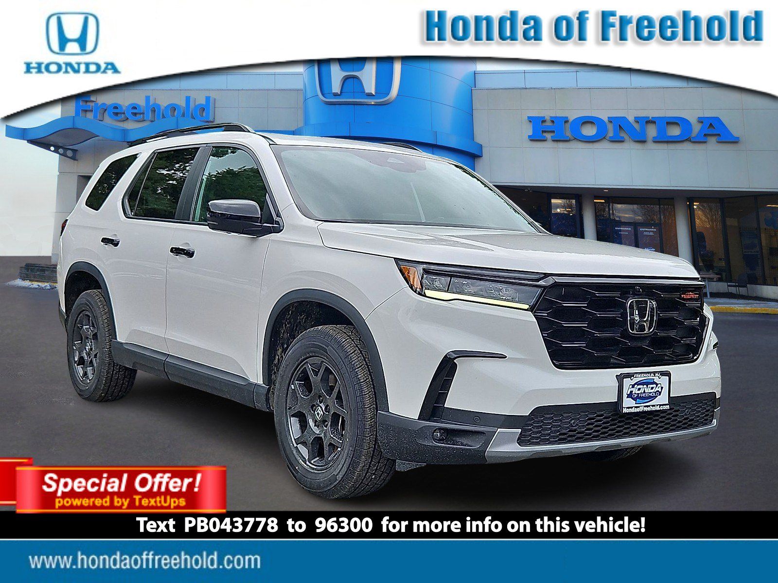 Certified 2023 Honda Pilot TrailSport image 1