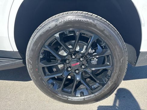 New 2026 GMC Yukon Elevation image 38