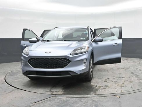 Used 2022 Ford Escape Titanium AWD/4WD image 56