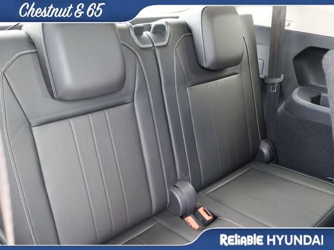 Used 2022 Volkswagen Tiguan SE FWD image 14