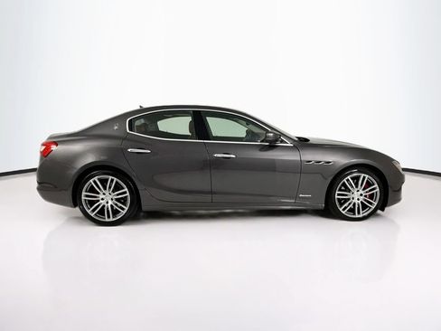 Used 2018 Maserati Ghibli S GranLusso AWD/4WD image 8