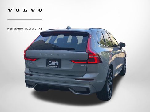 Used 2022 Volvo XC60 T8 R-Design w/ Advanced Package AWD/4WD image 3
