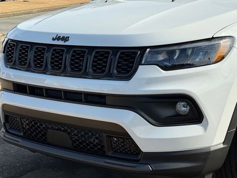 New 2026 Jeep Compass Latitude AWD/4WD image 10