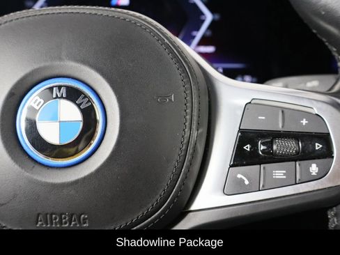 Used 2023 BMW i4 eDrive40 w/ M Sport Package image 10