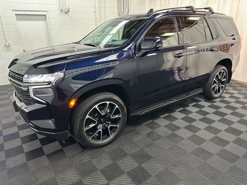 Used 2021 Chevrolet Tahoe RST w/ Luxury Package AWD/4WD image 5