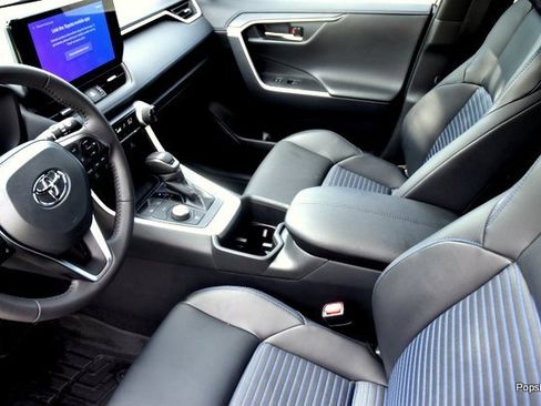 Used 2024 Toyota RAV4 XSE image 8