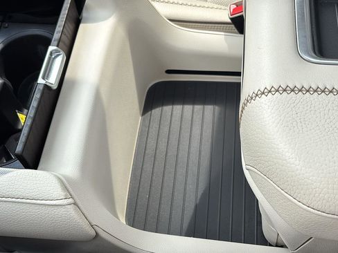 Certified 2022 GMC Yukon Denali w/ Max Trailering Package image 40