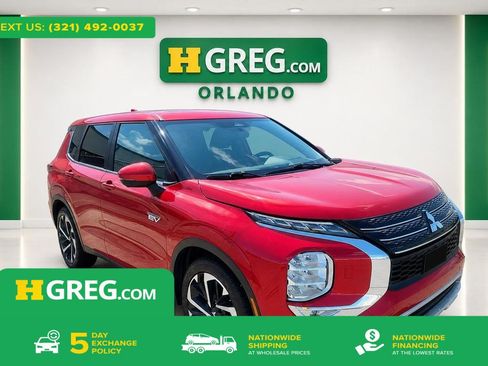 Used 2023 Mitsubishi Outlander SE AWD/4WD image 1