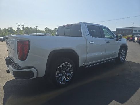 Used 2023 GMC Sierra 1500 Denali w/ Denali Reserve Package AWD/4WD image 8