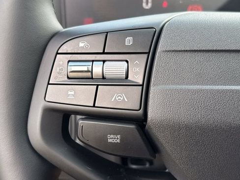 New 2026 Kia Sportage LX FWD image 23