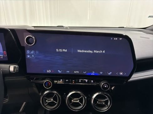 Used 2024 Chevrolet Blazer EV LT image 15