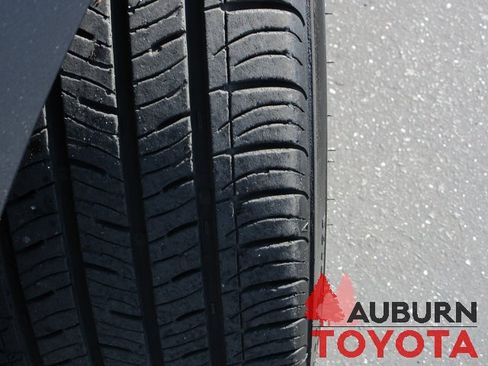 Certified 2021 Toyota Avalon XSE image 5