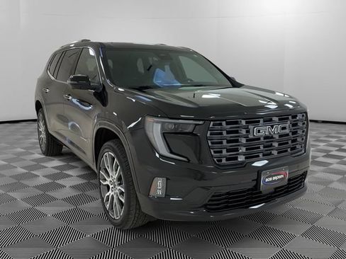 Certified 2026 GMC Acadia Denali Ultimate w/ LPO, Floor Liner Package AWD/4WD image 7