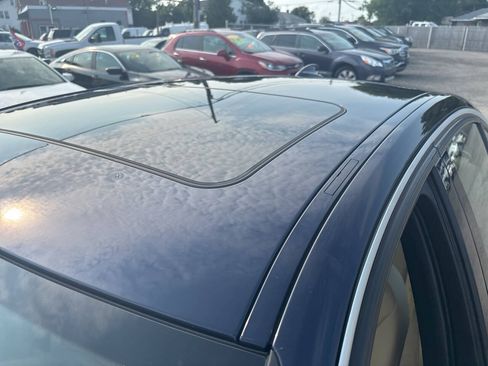 Used 2017 BMW 330i xDrive Sedan AWD/4WD image 20