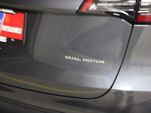 Used 2023 Tesla Model Y Long Range image 13