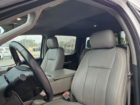 Used 2019 Ford F150 Lariat image 21