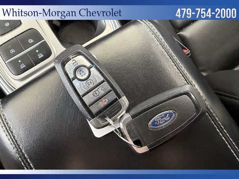 Used 2020 Ford Explorer XLT w/ Equipment Group 202A image 20