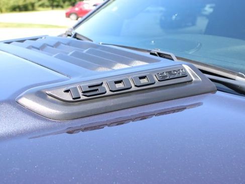 Used 2020 RAM 1500 Laramie w/ Sport Appearance Package AWD/4WD image 7