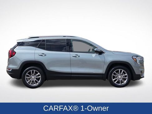 Used 2024 GMC Terrain SLT AWD/4WD image 2