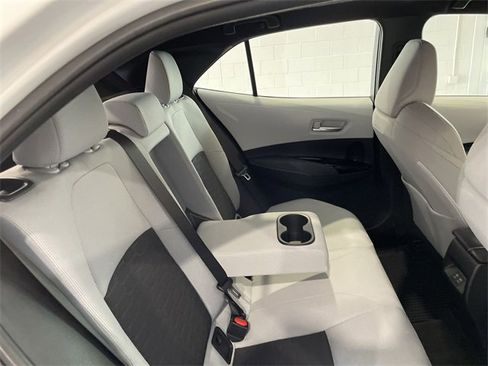Used 2023 Toyota Corolla SE image 13