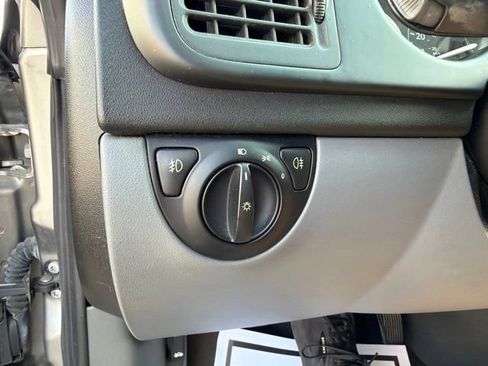 Used 2005 Saab 9-3 Arc FWD image 32