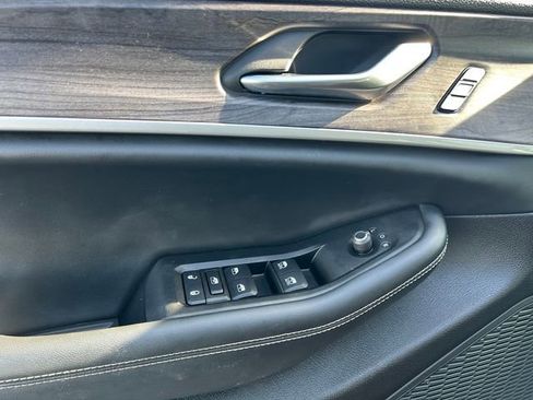 Used 2023 Jeep Grand Cherokee L Limited w/ Trailer Tow Group (B) image 20