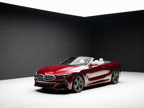 Used 2023 BMW 840i Convertible w/ Comfort Seating Package RWD image 6