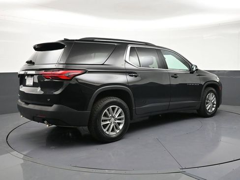 Certified 2023 Chevrolet Traverse LT w/ Rear Camera Mirror Package AWD/4WD image 5